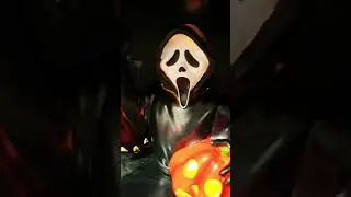Light-Up Ghost Face Bust Statu
