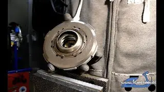 Kupplungsbeläge bei einer V50 Kupplung wechseln.