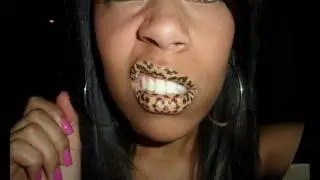 Violent Lips Exposed!