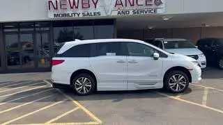 Newby-Vance Mobility 2023 Honda Odyssey Touring Braunability XI Wheelchair-Accessible Vehicle