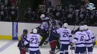 Ryan Callahan fights Scott Hartnell