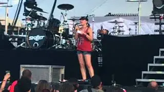 WCPR Riley introducing Skillet Live Uproar CPR Fest Jones Park Gulfport, MS 9/1/14