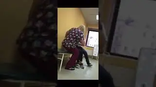 Девушка не любит уколы  #юмор  #прикол