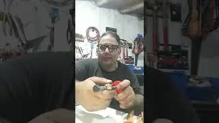 Herramientas indispensables en la caja Para servis de plomería...