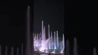 Free fountain show at The Pointe, Dubai ❤️ #dubai #fountainshow #thepointe