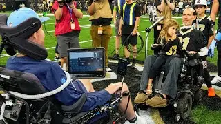 Honorary Captains Steve Gleason & Tim Shaw meet at mid-field | New Orleans Saints