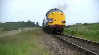 37059 & 032 opens up for the climb to Weybourne