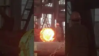 High temperature forging of a huge iron basin | Amazing heavy-duty forging video