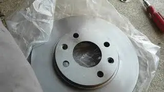 changement disques et plaquettes sur Peugeot 206