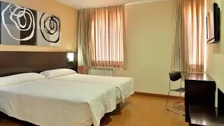 Отель Эль-Пасо Онросо, Госпиталь Орбиго, Испания | Праздники в Европе