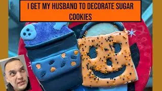 MY HUSBAND DECORATES SUGAR COOKIES FOR THE FIRST TIME  :)