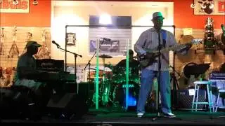 WARRIOR CUSTOM 5 BASS DEMO