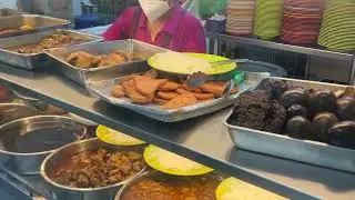 Curry Rice at Beo Crescent
