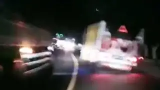Story'wa 2022 Truk Cabe hampir crash parah!! by AKNA05 project
