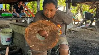 Blacksmithing | Making A Simple Strange Hoe From The Small Disc Plough
