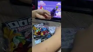 Unboxing Marvel 500 Blindpack #shorts #disneymarvel #marvel500