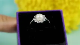 SILVER PEARL FLOWER RING