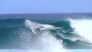 Mitchard surfing North Shore Hawaii [13]