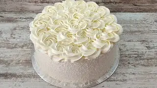 Этот йогуртовый пирог тает во рту! Очень легкий и вкусный! Все будут в восторге!