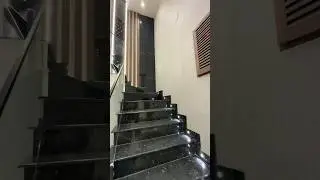 Opulent 😎Broad Size Staircase Design #bahriatown