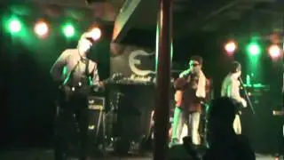 teppichbodendisco feat. Tanne MC - Stein auf Stein live @ emergenza