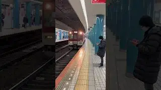 近鉄5800系DH05編成区間準急尼崎行きが大阪難波駅を発車するシーン！ #鉄道 #電車 #train #5800系 #近鉄 #準急 #阪神 #発車シーン