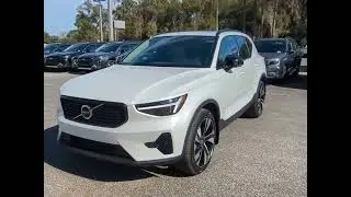 2026 Volvo XC40 W1646