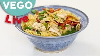Mumsig Vegetarisk asiatisk pastasallad med tofu