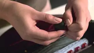 How to Care for the Caster Wheel | Roomba&reg; 980 | iRobot&reg;