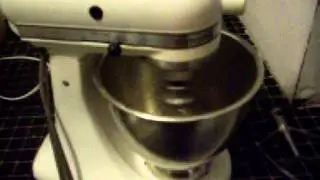 Vintage KITCHENAID Mixer Model K4-B