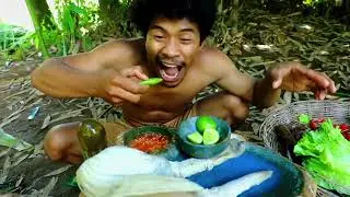 Hardcore outdoor food: a fist-sized geoduck dipping in chili sauce