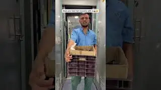 Train vale Samose || share your best train memories with us❤️😍||#shorts #irctc #train #viral