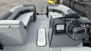 2026 Veranda Tritoon Pontoon VR235RC Relax с мотором F200 л.с. Yamaha