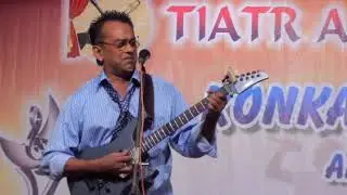 Remo Fernandes sings at The Konkani Git ani Songit Puroskar 2012