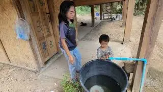 บุนรอดน้อยน่ารัก#เผ่าตองเหลืองในลาว #คนป่า #ตองเหลือง 