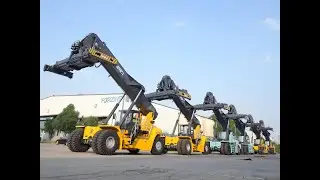 Boomaster Reach Stacker: Stable, Durable & Industrial-Grade Powerful!