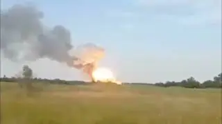 Invasion Of Ukraine - Russian APC Carrying 200 TM-62 Anti Tank Mines Drove Into Minefield - BOOM !!