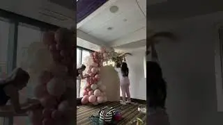 When you love your side job! Social worker by day, event decorator by night! #balloons #decor