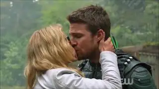 Oliver and Felicity | Run to You (+523)
