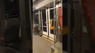 Tram Doors Closing @ Bratislava - Slovakia