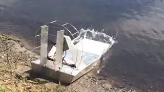 Rc airboat