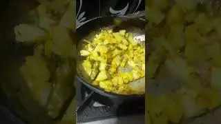 Alu Fry Recipe #youtubeshorts #alufry #potatorecipe #potatosnacks #cooking #chips #Alu #food #vlogs