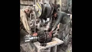 100 Days Manufacturing Process Of Industrial Gearbox In Local Workshop!
