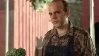 GEICO Gallagher Commercial   Gallagher at a Farmers Market
