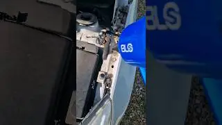 Satisfying engine bay cleaning #detailing #automobile #youtubeshorts #asmr #satisfying