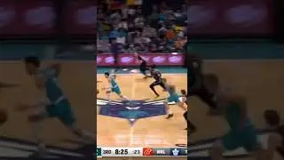 Lamelo Ball Gets The Steal And The Fastbreak Dunk 👀