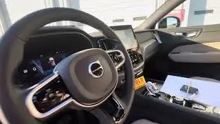 Новый Volvo XC60 B5 PLUS 2026 года выпуска, комплектация eAWD, цвет Crystal White, салон цвета Ca...