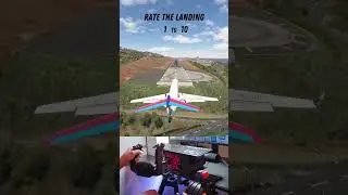 Landing the CRJ700 at Madeira Airport (LPMA) | FS2020 #aviation #shorts #airplane #plane #landing