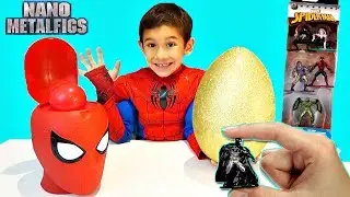 SPIDERMAN GIANT EGG SURPRISE TOYS DISNEY PIXAR NANO METALFIGS REVIEW!