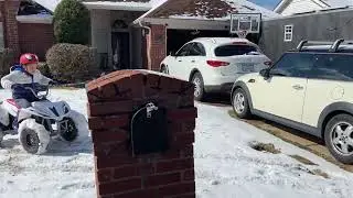 razor dirt quad 500 fun in the snow and ice